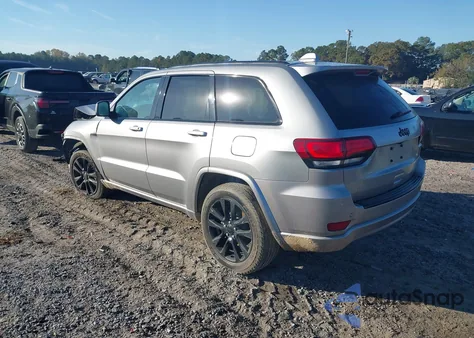 2018 Jeep Grand Cherokee Altitude 4X4 из США, поврежденный, VIN 1C4RJFAG3JC214371